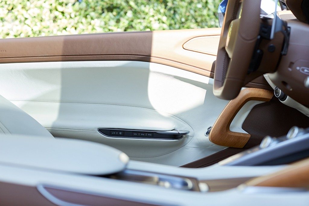 Menikmati "The Art of Ferrari Tailor Made" di Jepang