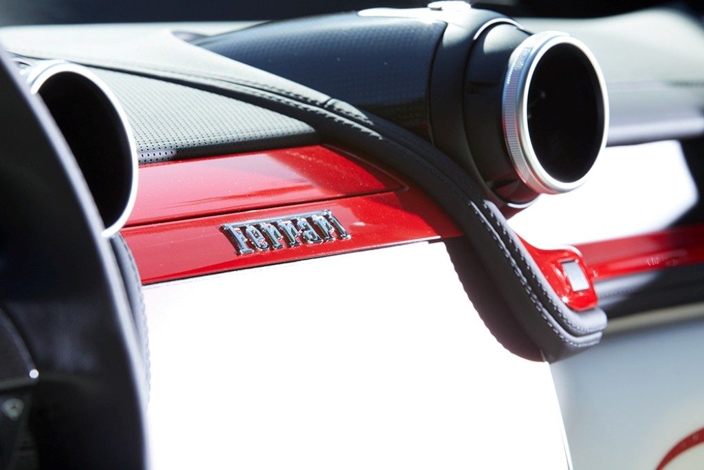 Menikmati "The Art of Ferrari Tailor Made" di Jepang