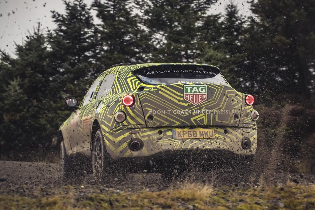 Saatnya Menanti SUV Aston Martin DBX  