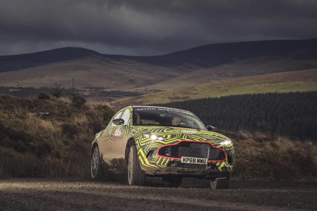 Saatnya Menanti SUV Aston Martin DBX  