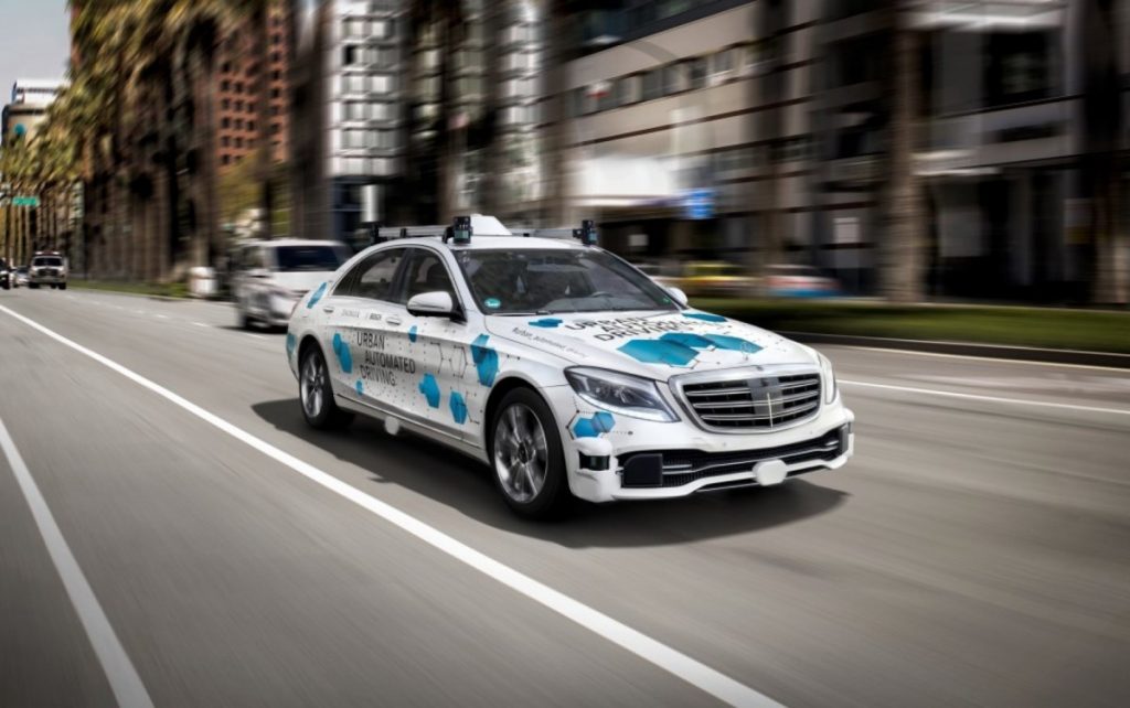 Daimler dan Bosch Agresif Mudahkan Berkendara 
