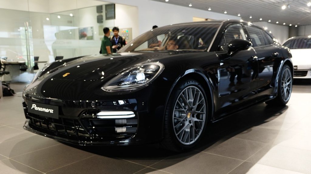 Porsche Panamera Sport Turismo Meluncur di Indonesia  