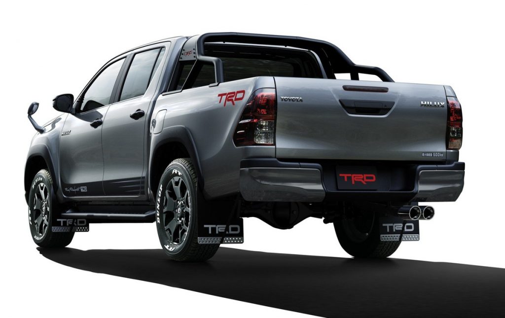 Toyota Hilux Black Rally Edition TRD, Lebih Keren!  