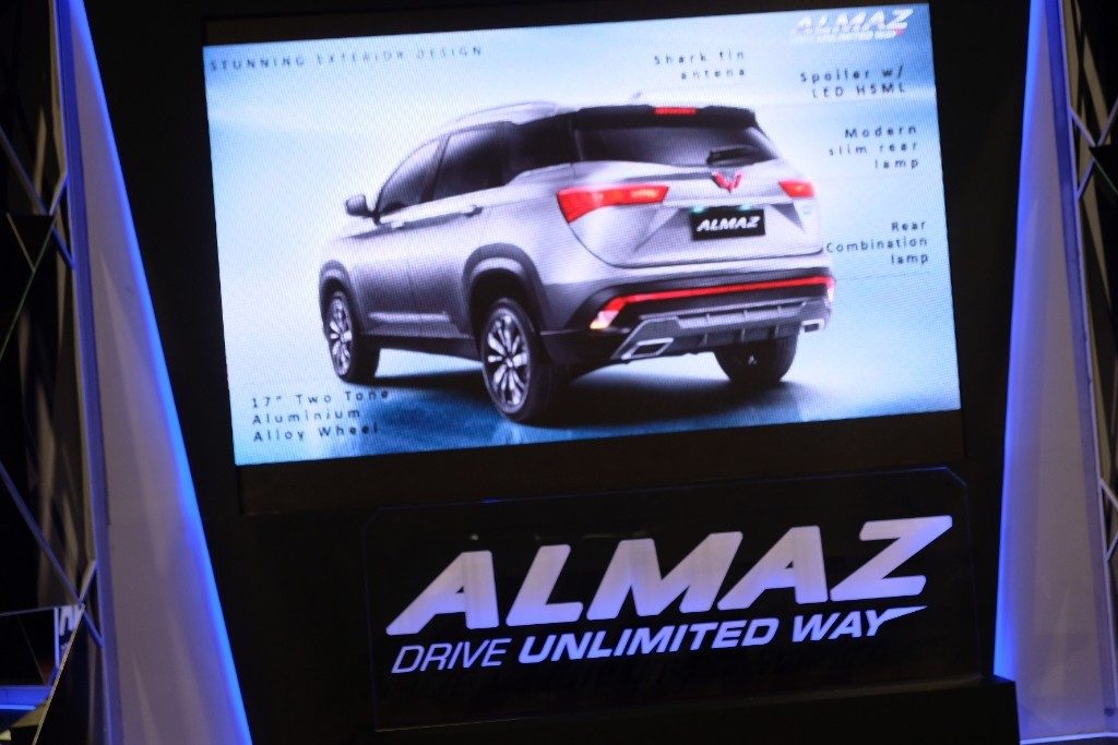 ALMAZ, SUV Terbaru Wuling Motors  