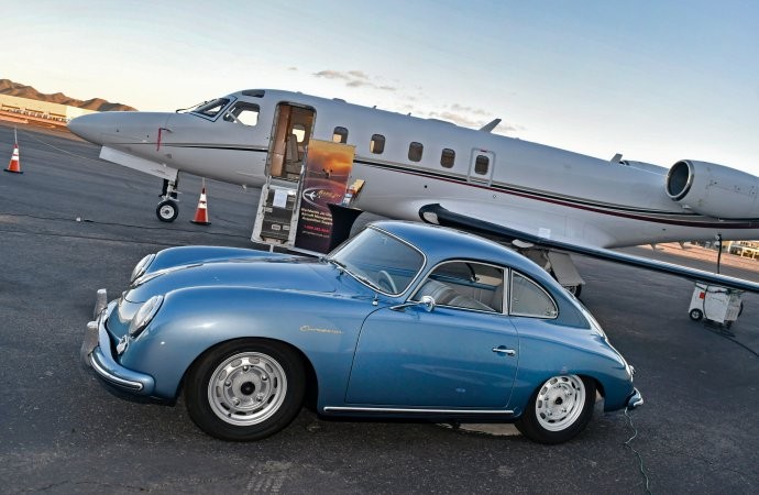 Koleksi Jet Pribadi dan Mobil Klasik di Arizona Auction Week 