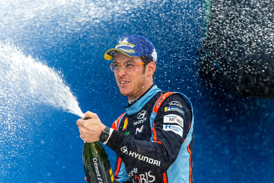 WRC Swedia 2019: Thierry Neuville Amankan Podium  