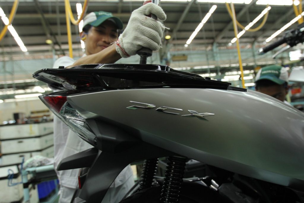 Honda Berikan Seragam Baru untuk PCX  
