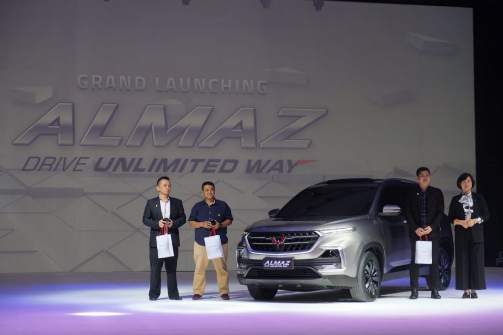 Wuling Almaz Melenggang di Pasar SUV Indonesia  