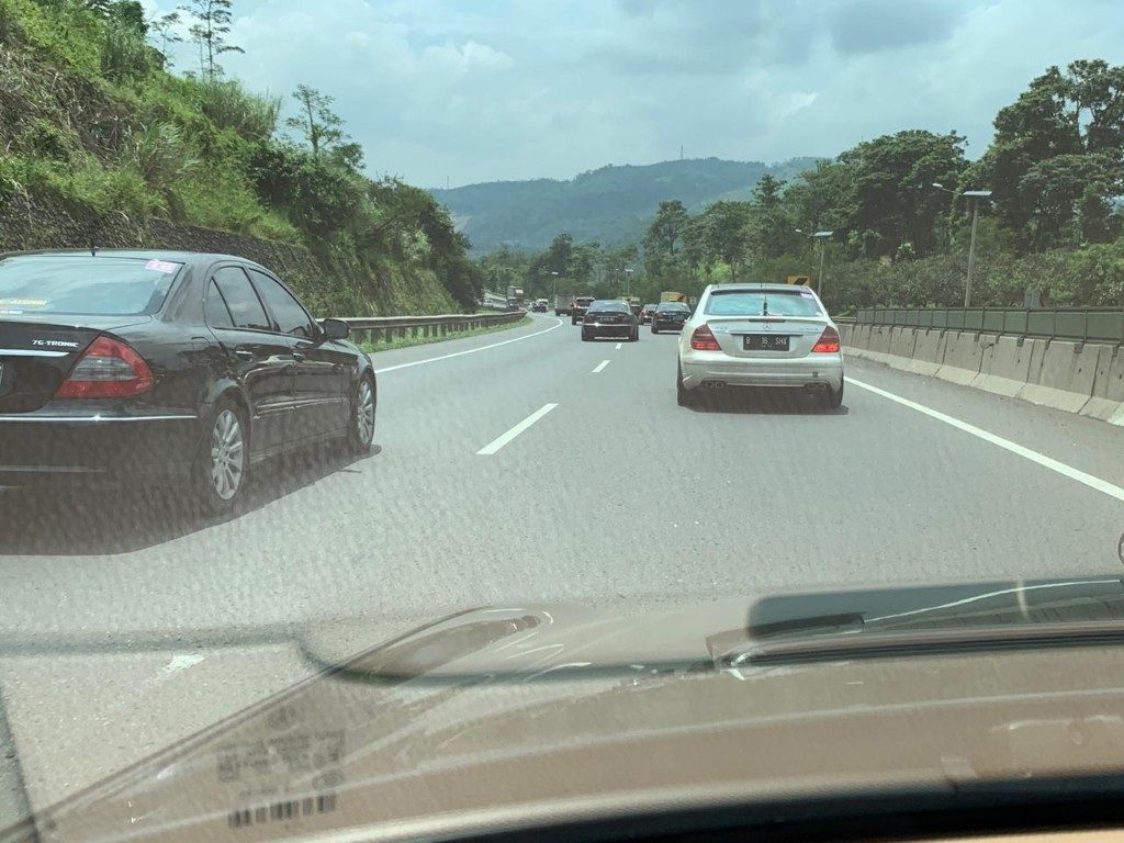 'Short Touring' Perdana MB W211 CI ke Bandung  
