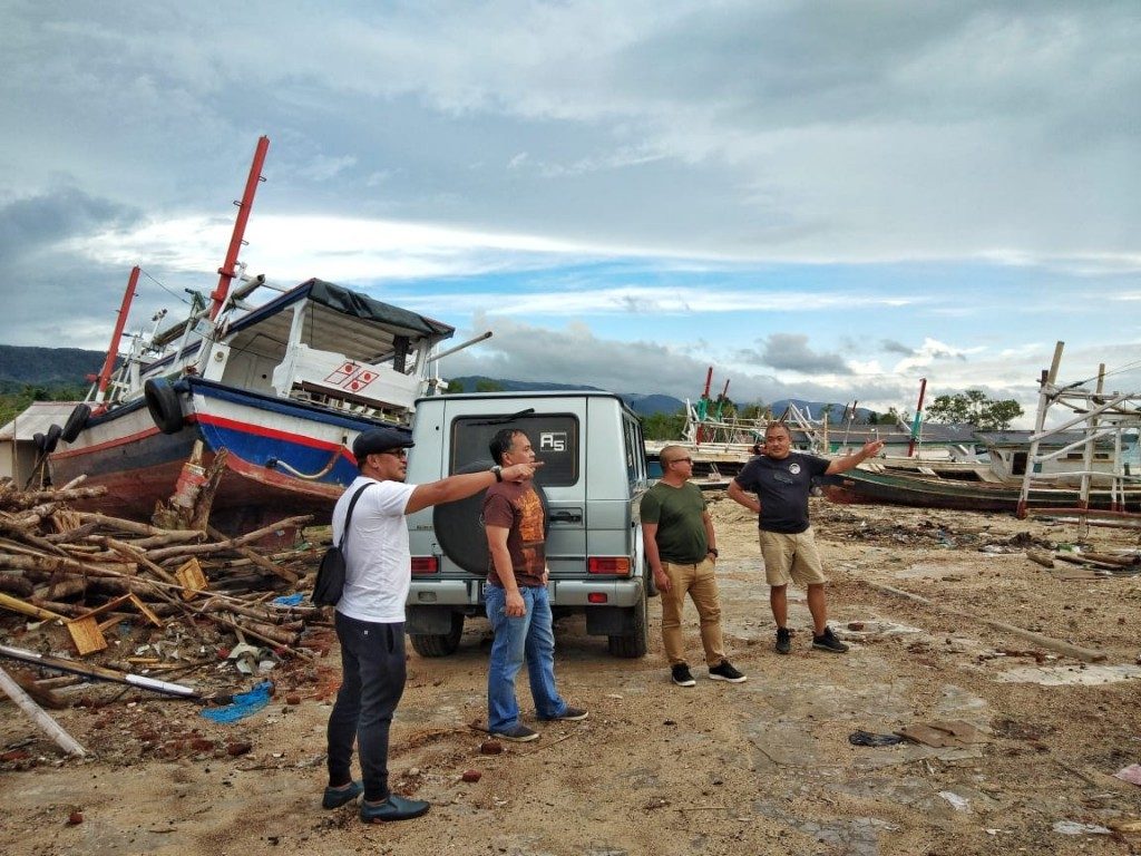MJI Berikan Bantuan Perahu Kepada Korban Tsunami di Banten  