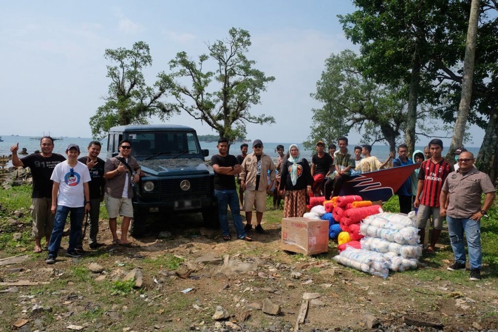 MJI Berikan Bantuan Perahu Kepada Korban Tsunami di Banten  