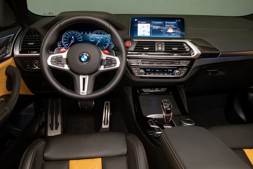 BMW X3 M atau BMW X4 M, Mau Lebih Kencang?  