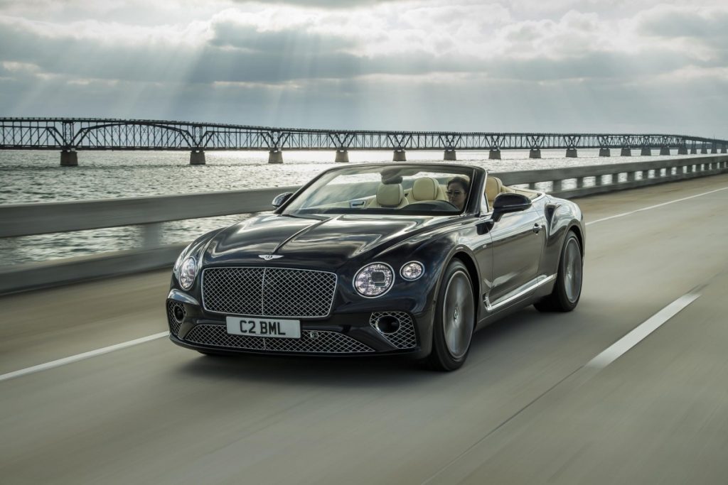 Bentley Continental GT V8, Kuat dan Bisa Irit!  