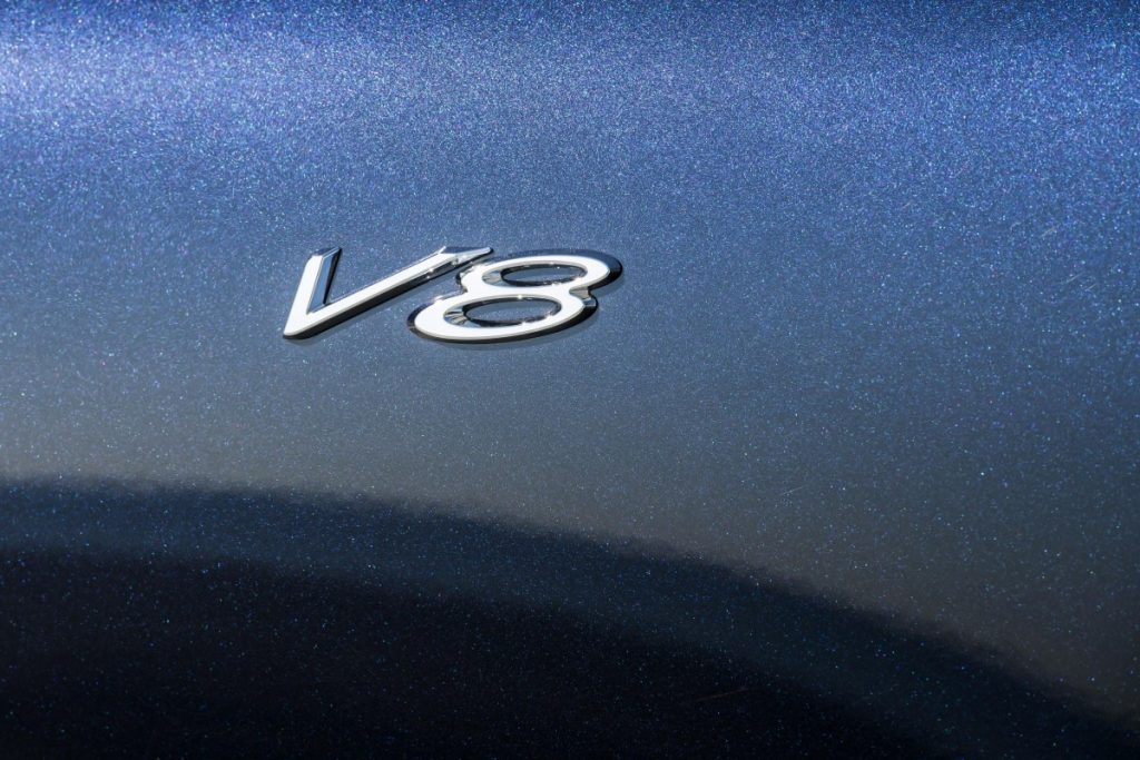 Bentley Continental GT V8, Kuat dan Bisa Irit!  