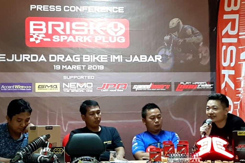 Brisk Motor Indonesia Dukung Kejurda Drag Bike IMI Jabar  