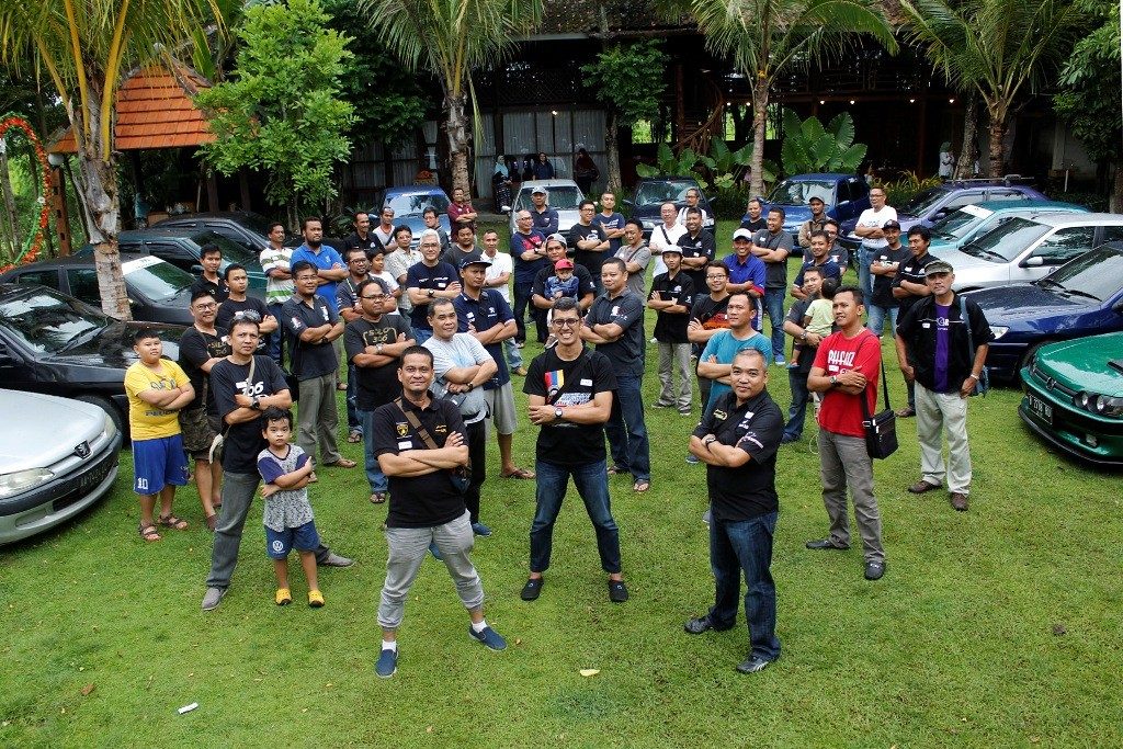 Keseruan Gathnas Indonesia Peugeot 306 Community  