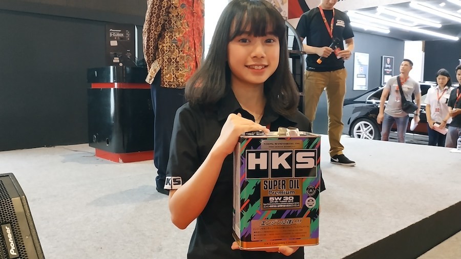 HKS Super Oil Tawarkan Harga Khusus di IIMS 2019  