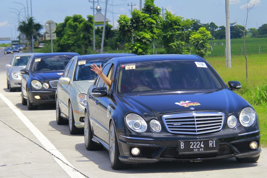 ‘MB W211 CI Touring De Java’, Indahnya Persaudaraan  