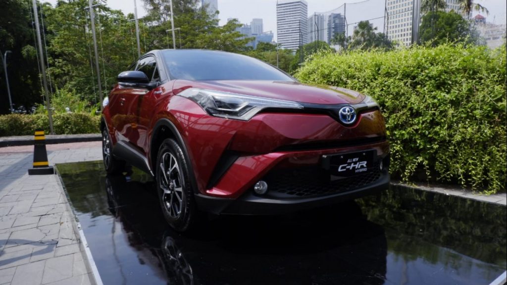 Toyota C-HR Hybrid Akan Tampil di IIMS 2019, Apanya yang Beda?  