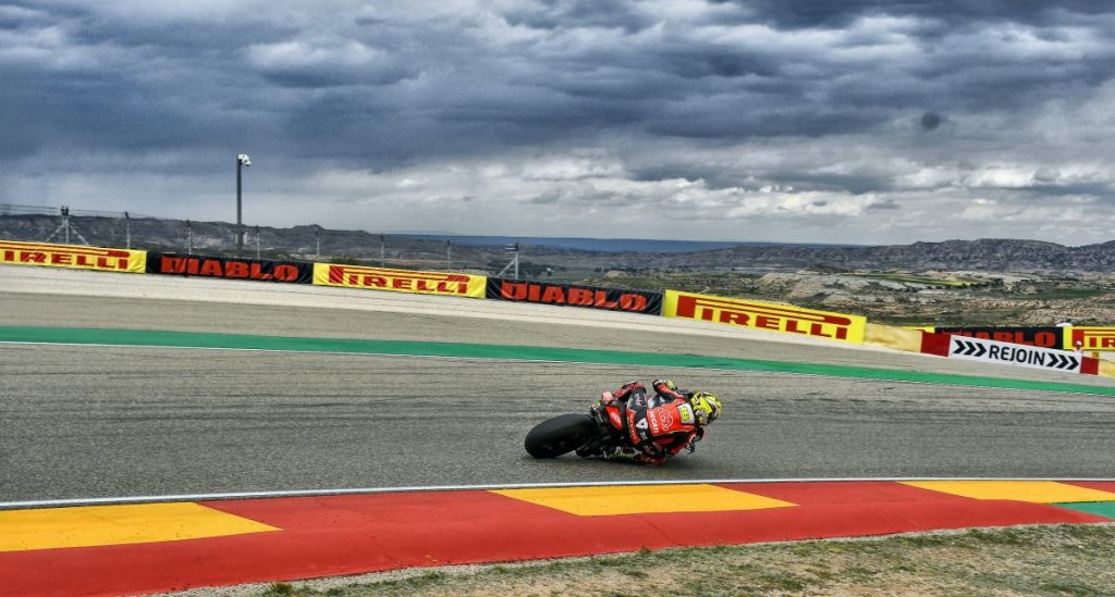 Alvaro Bautista Menangi Race 1 WSBK Aragon 2019  