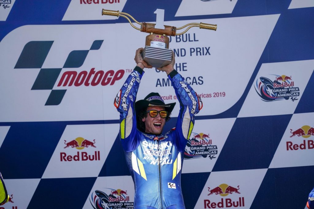 Cetak Sejarah, Suzuki Antarkan Alex Rins Juarai MotoGP Amerika 2019  