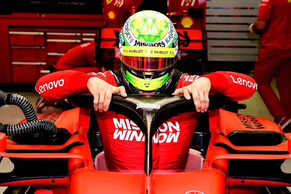 Anak Michael Schumacher Tes Mobil F1 Ferrari dan Alfa Romeo  