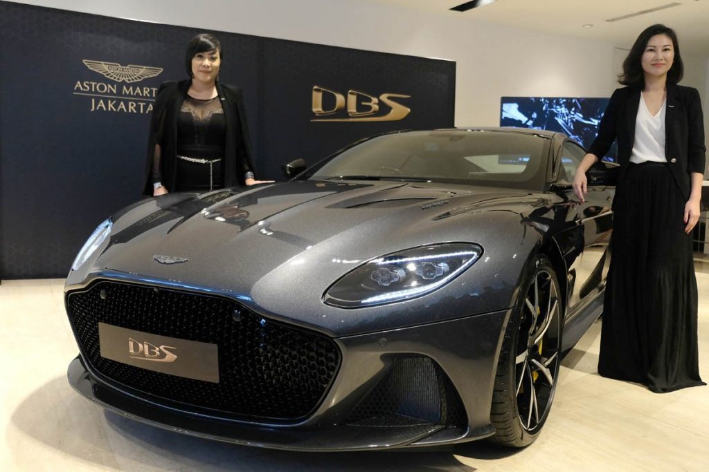 Aston Martin DBS Superleggera Resmi Meluncur di Indonesia  