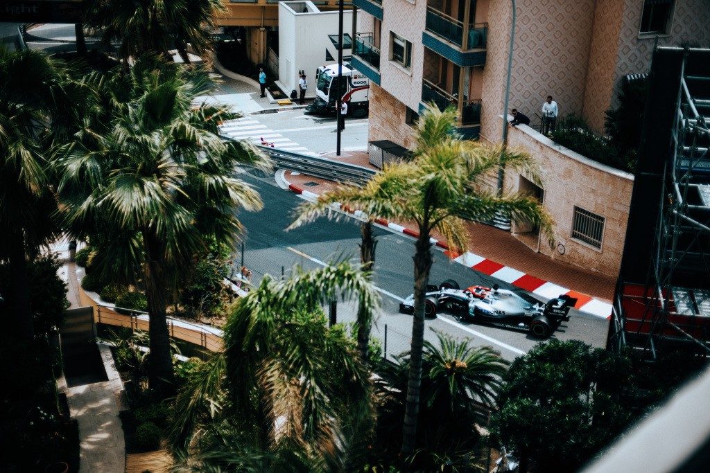 F1 Monaco 2019: Lewis Hamilton Raih Pole Position  