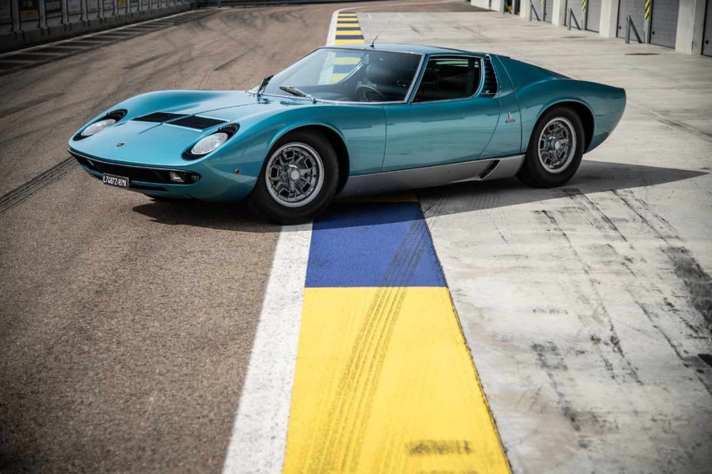 Lamborghini Miura P400 ini Milik Little Tony  