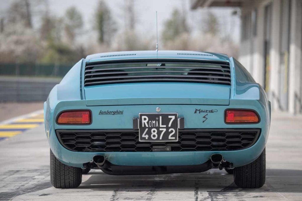 Lamborghini Miura P400 ini Milik Little Tony  