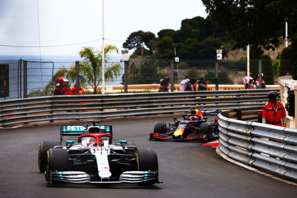 F1 Monaco 2019: Hamilton Hadiahkan Kemenangan untuk Niki  