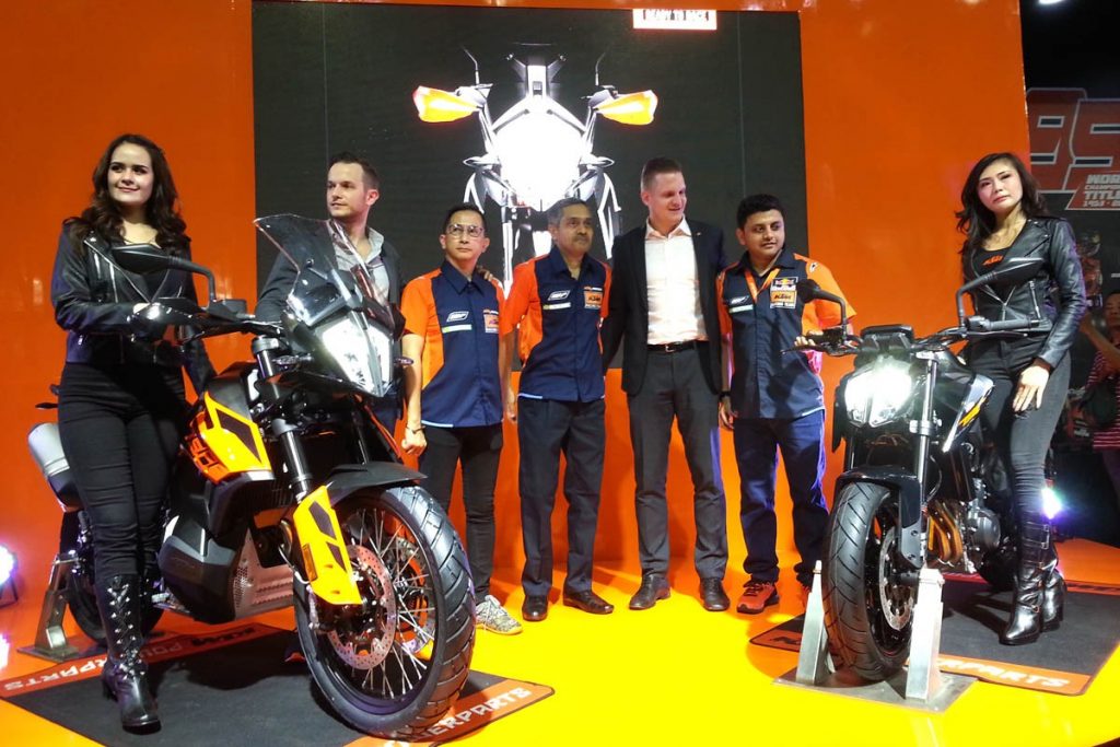 Tambah Jajaran Produk, KTM Luncurkan 790 Adventure dan 790 Duke  