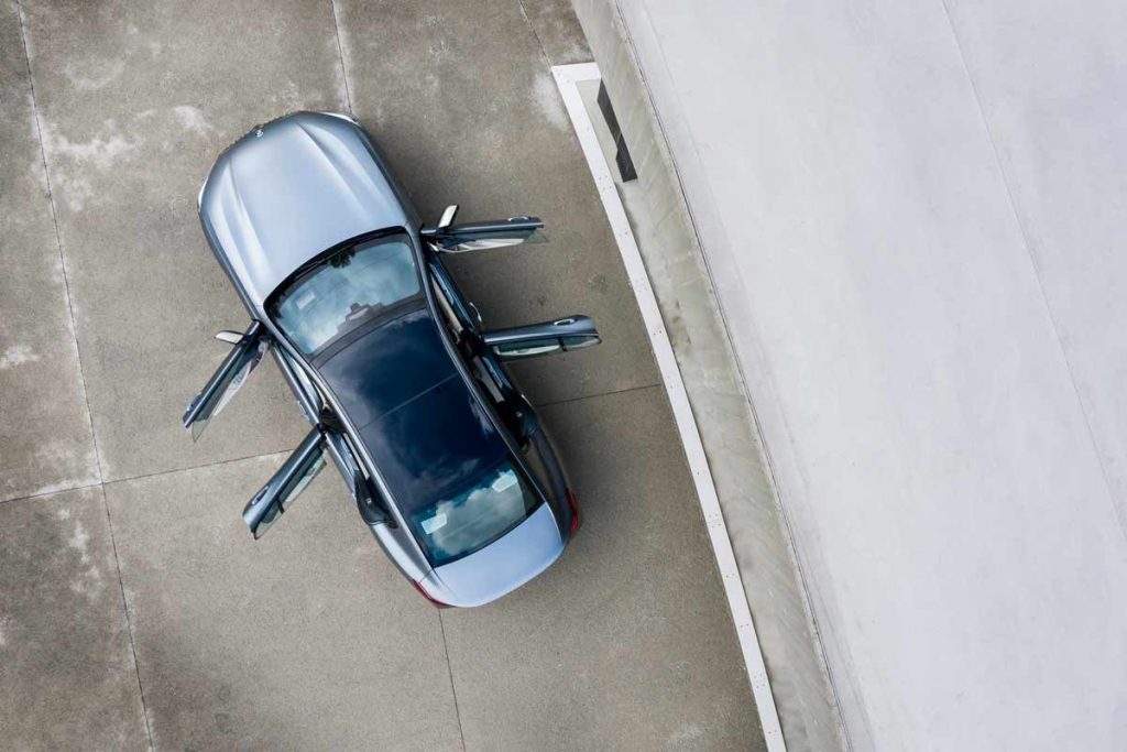 BMW Seri 8 Gran Coupe, 4 Pintu Tetap Menggiurkan  