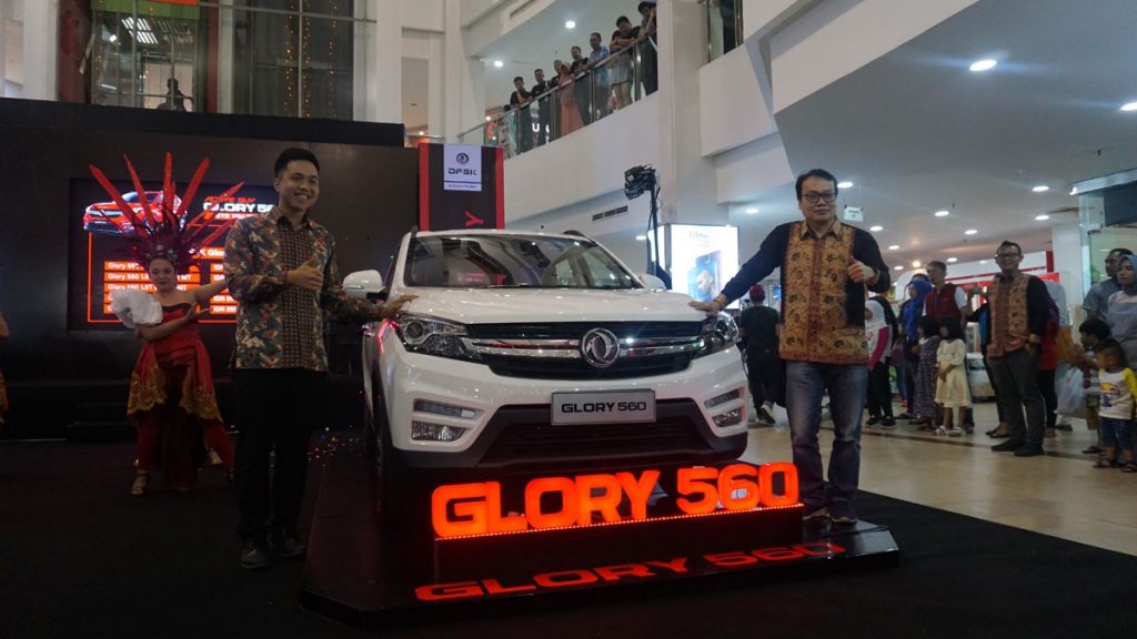 DFSK Glory 560 Bertemu Masyarakat Palembang  