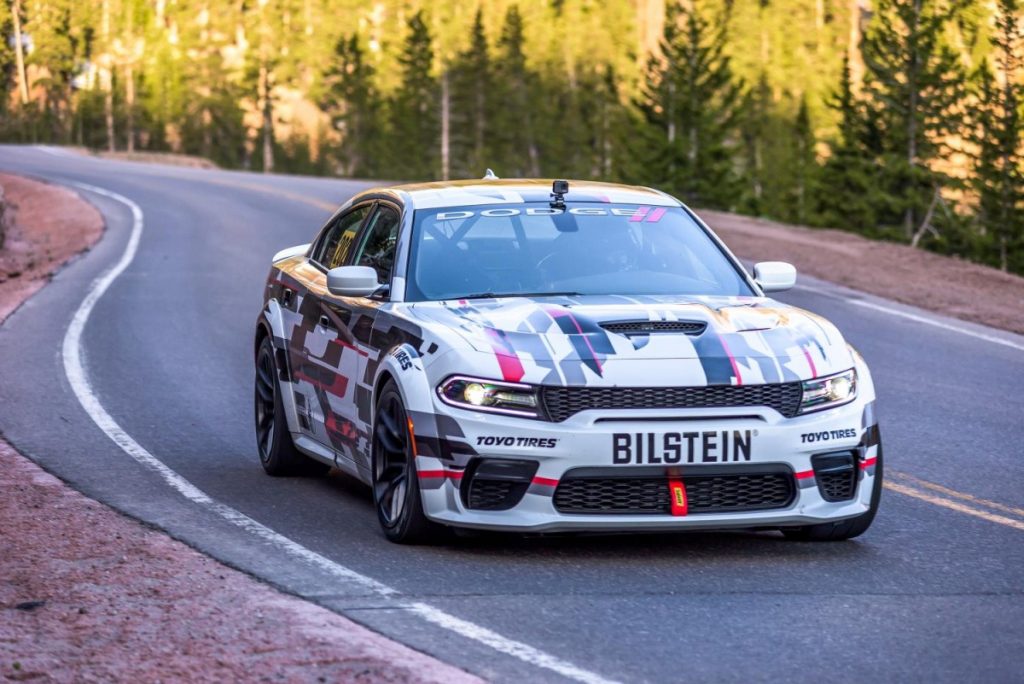 Dodge Charger SRT Hellcat Widebody Concept Ikut "Balapan ke Awan"  