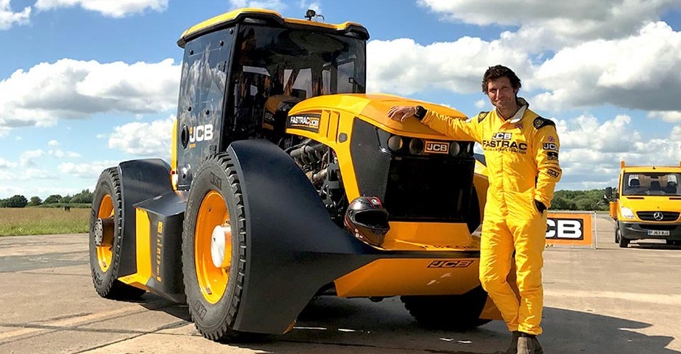 JCB Fastrac, Traktor Terkencang di Dunia  