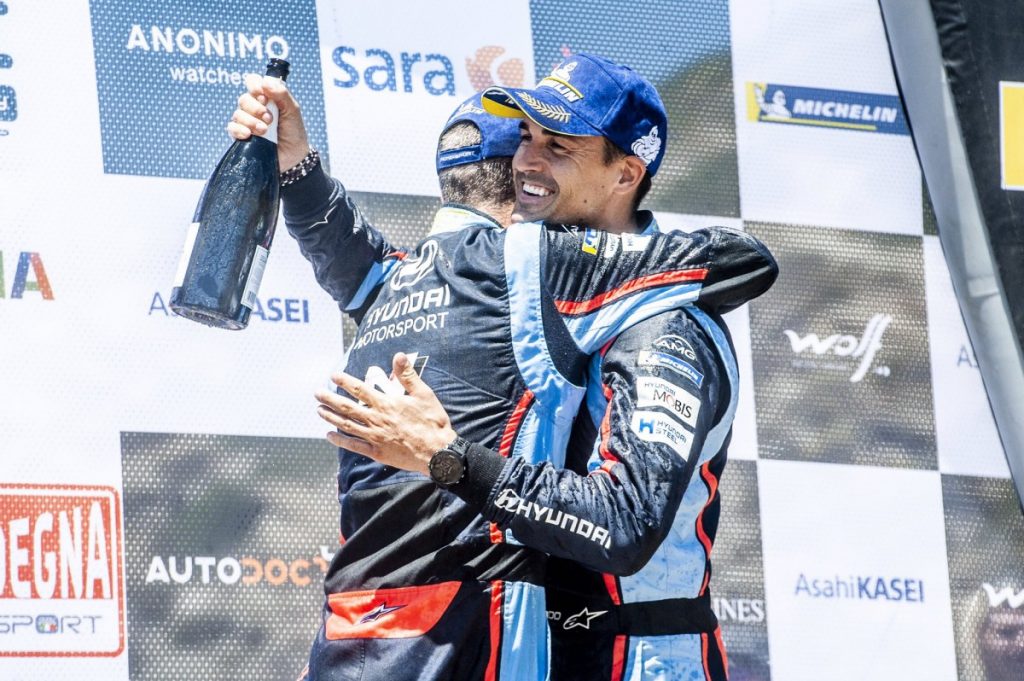 WRC Italia 2019: Setir Toyota Yaris Terkunci, Podium Disabet Hyundai  