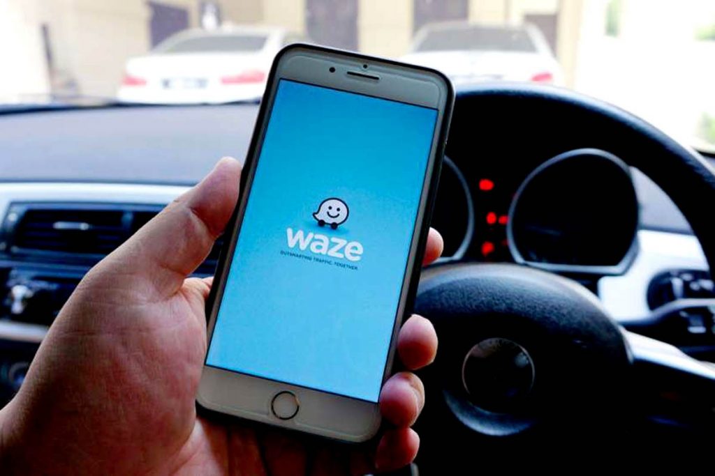 Solusi Bantuan Dari Waze Saat Mobil Mogok di Jalan  