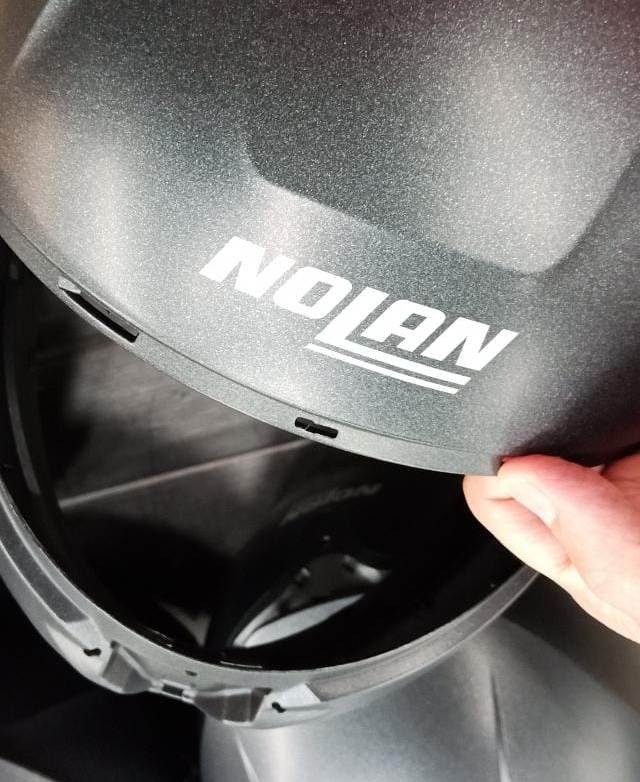 Intip Produksi Helm Nolan, Langsung dari Pabriknya!  