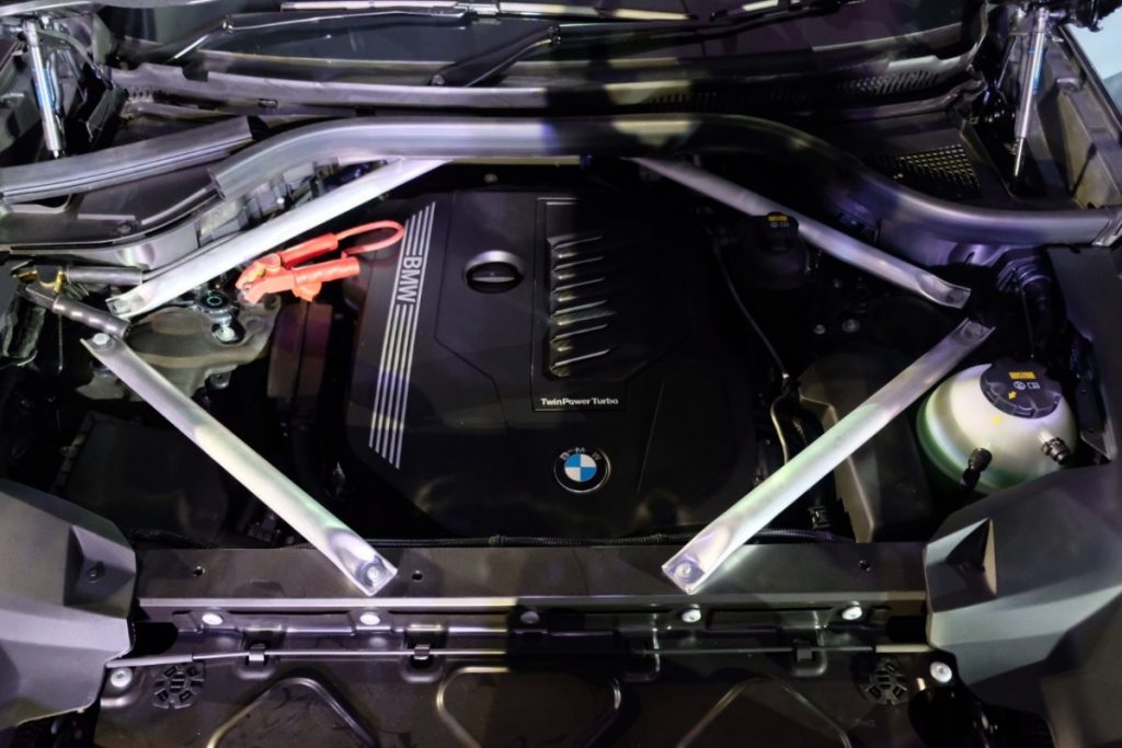 BMW X7 Diluncurkan, Ini Dia Harganya  