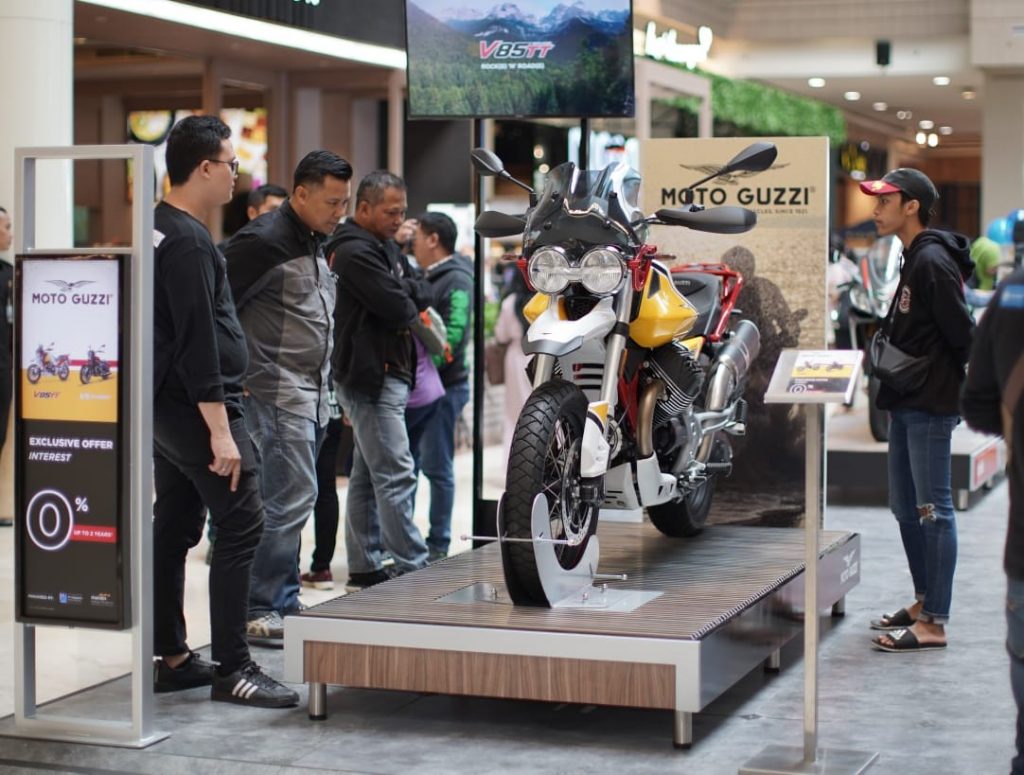 Moto Guzzi V85TT Resmi Hadir di Indonesia, Ini Harganya!  