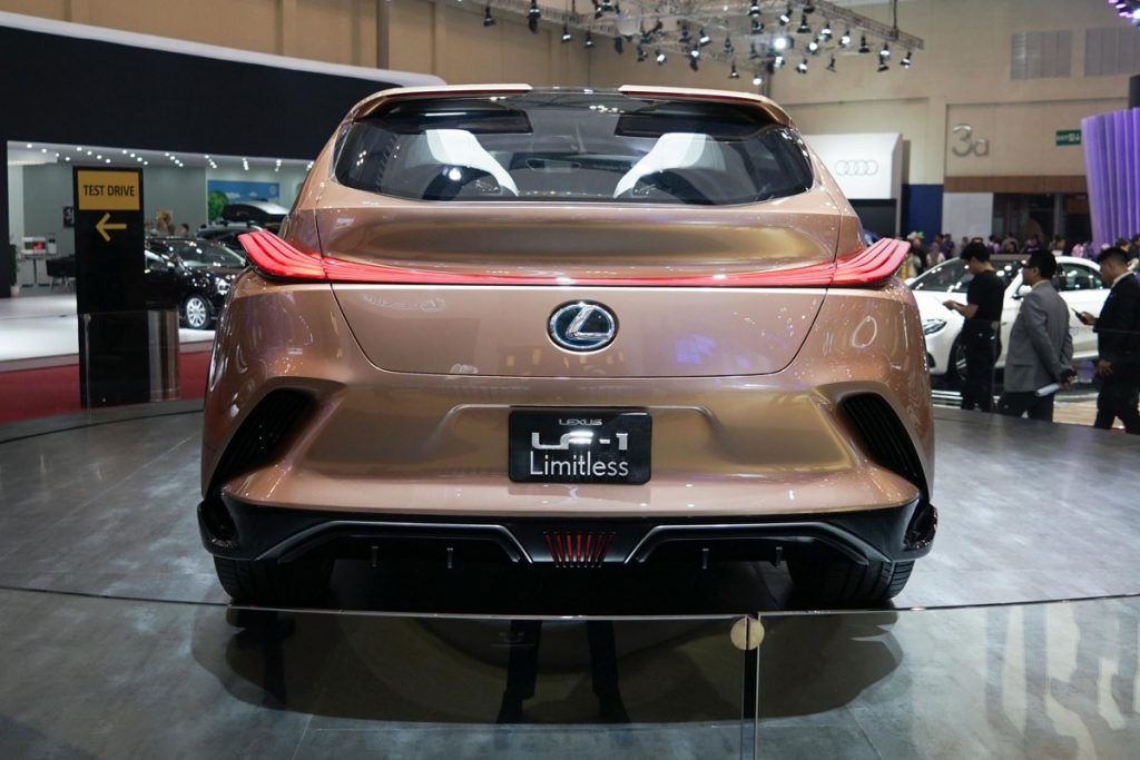 Lebih Jauh Lexus LF-1 Limitless Concept di GIIAS 2019  
