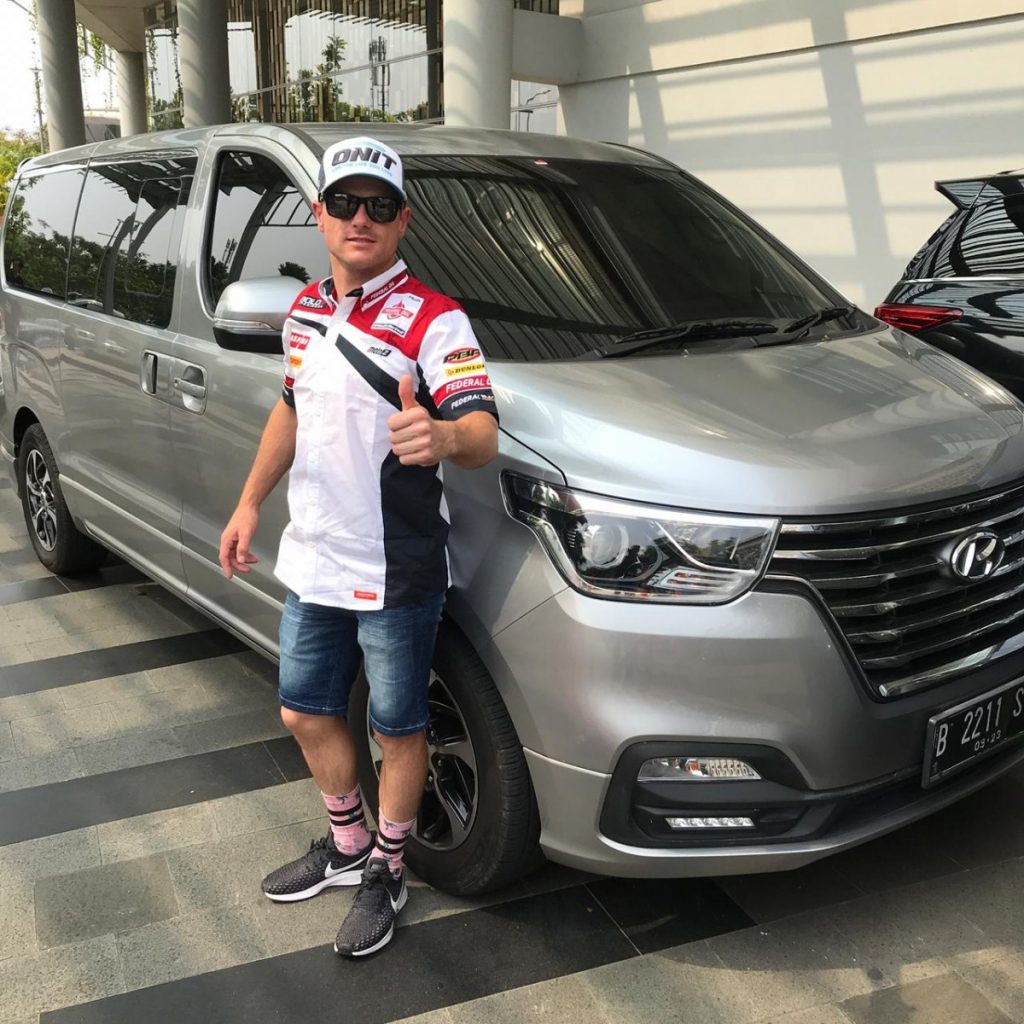 Hadir di GIIAS 2019, Hyundai H-1 Temani Sam Lowes Selama di Jakarta  