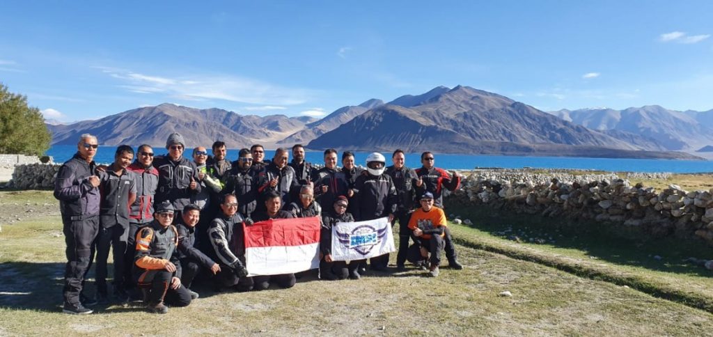 IMBI Lakoni Perjalanan ke Puncak Tertinggi Himalaya  