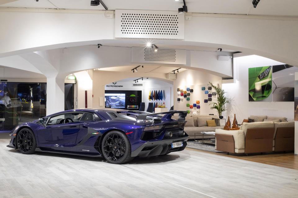 Lamborghini Lounge Porto Cervo Rancangan Visionnaire  