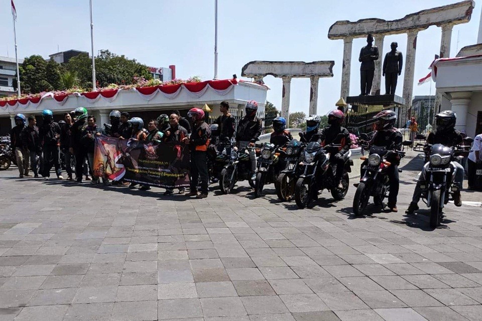 HMPC Indonesia Tetap Eksis dengan Touring Kemerdekaan  