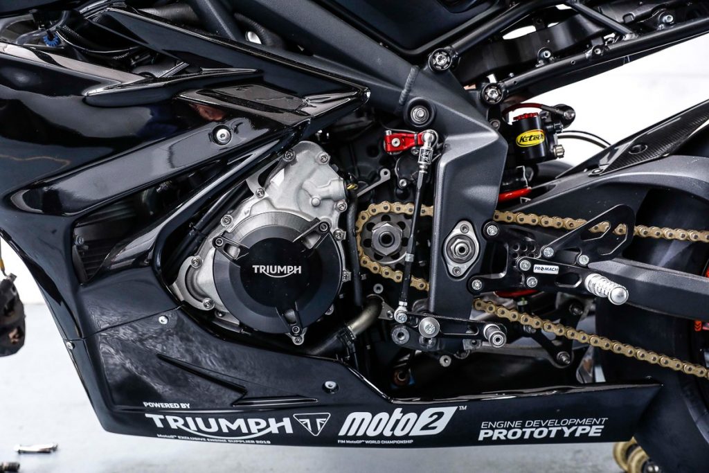 Triumph Segera Luncurkan Daytona 765 Dengan Roh Moto2  