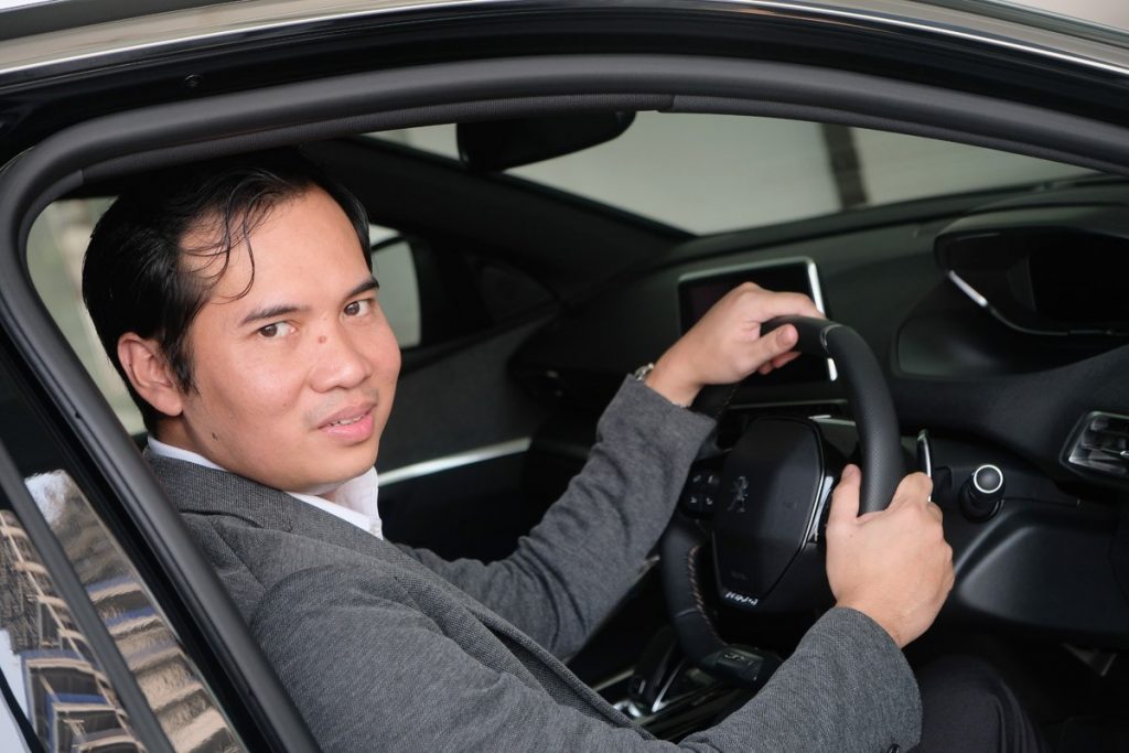 Rokky Irvayandi, CEO Astra Peugeot Indonesia 