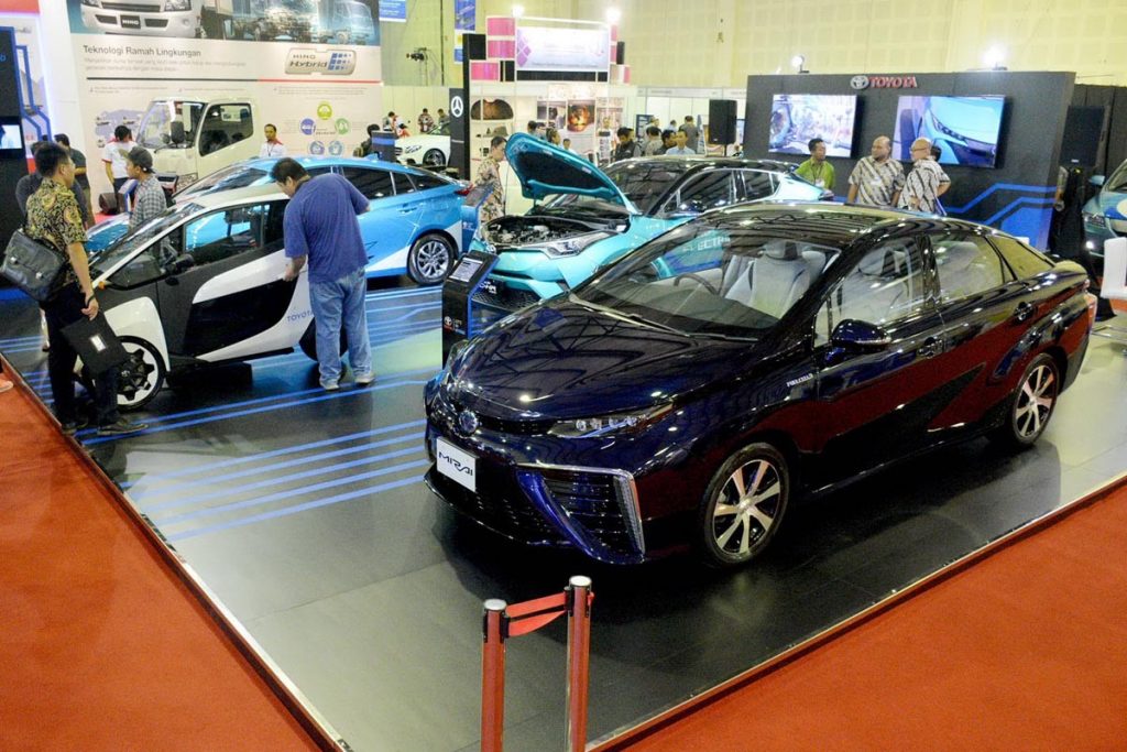 IEMS 2019, Toyota Tegaskan Komitmennya di Industri Mobil Listrik  