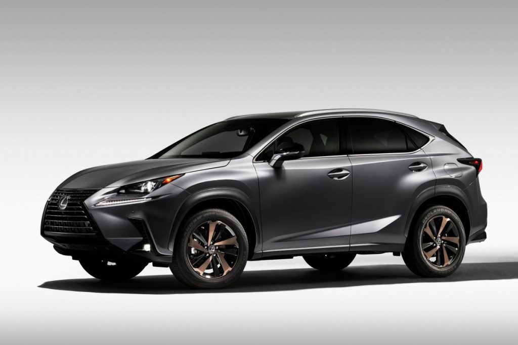 Lexus NX 300 Black Line Special Edition, Aksen Perunggu  